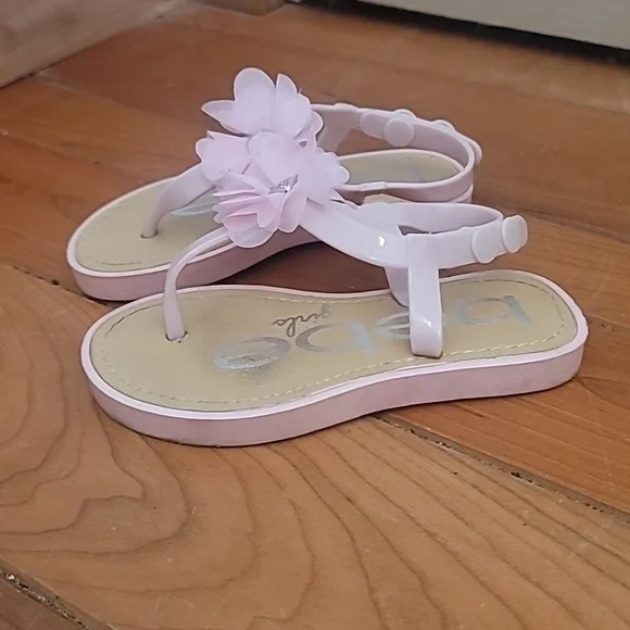🌸 bebe girls sandals with pink flower 🌸 - Picture 2 of 5